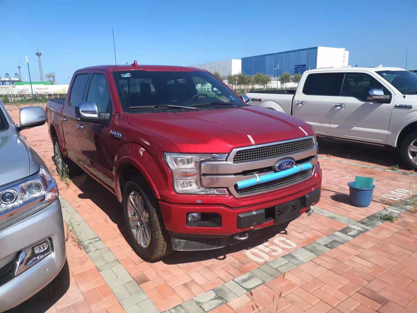 成都平行进口福特F-150墨版价格最低60万起 欢迎试乘试驾