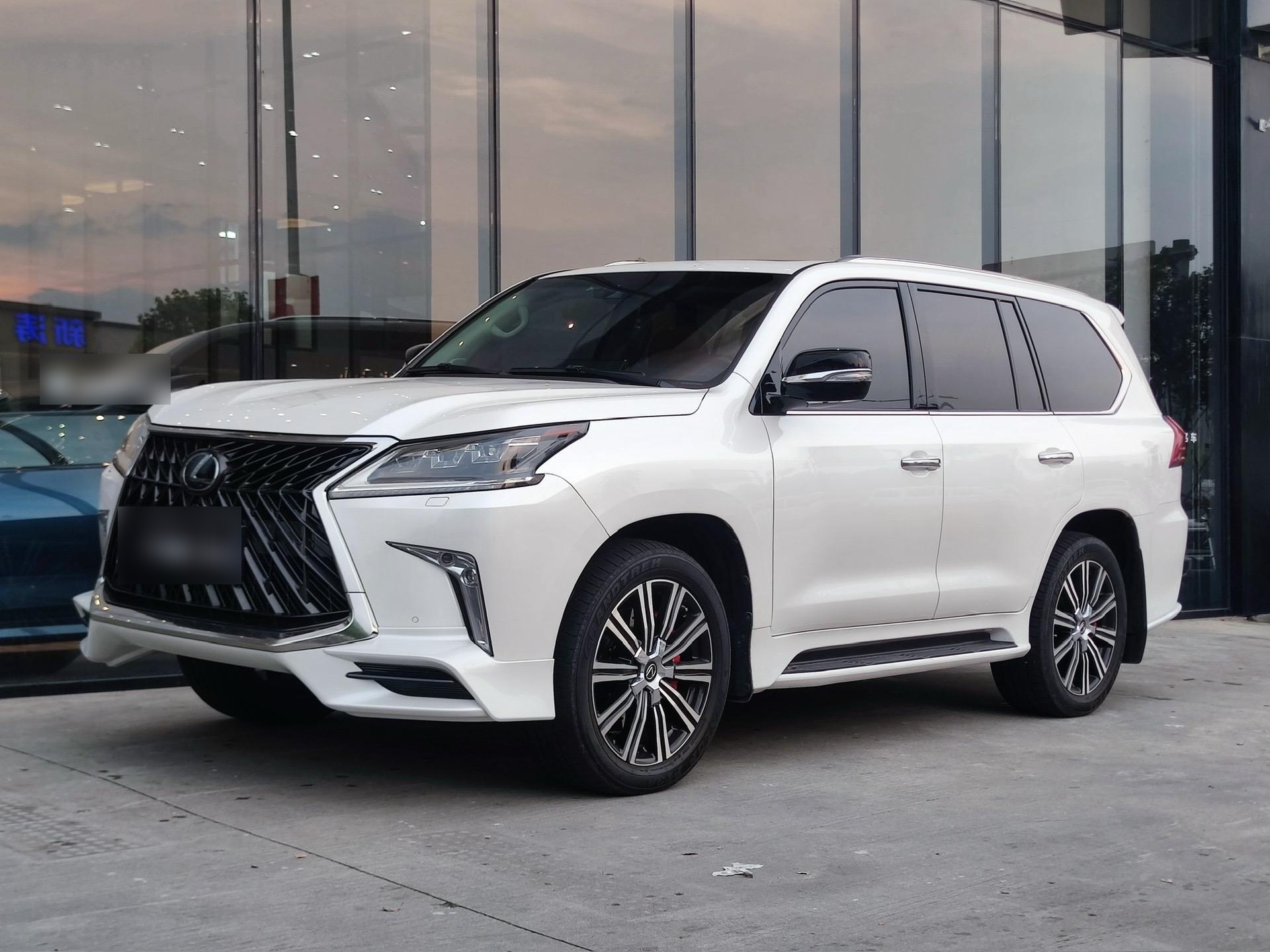 成都平行进口雷克萨斯LX570中东版新款价格最低126万起售