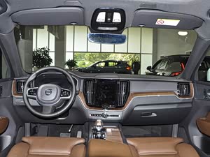 青羊沃尔沃XC60插电式混动价格35.49万起 优惠高达16.90万