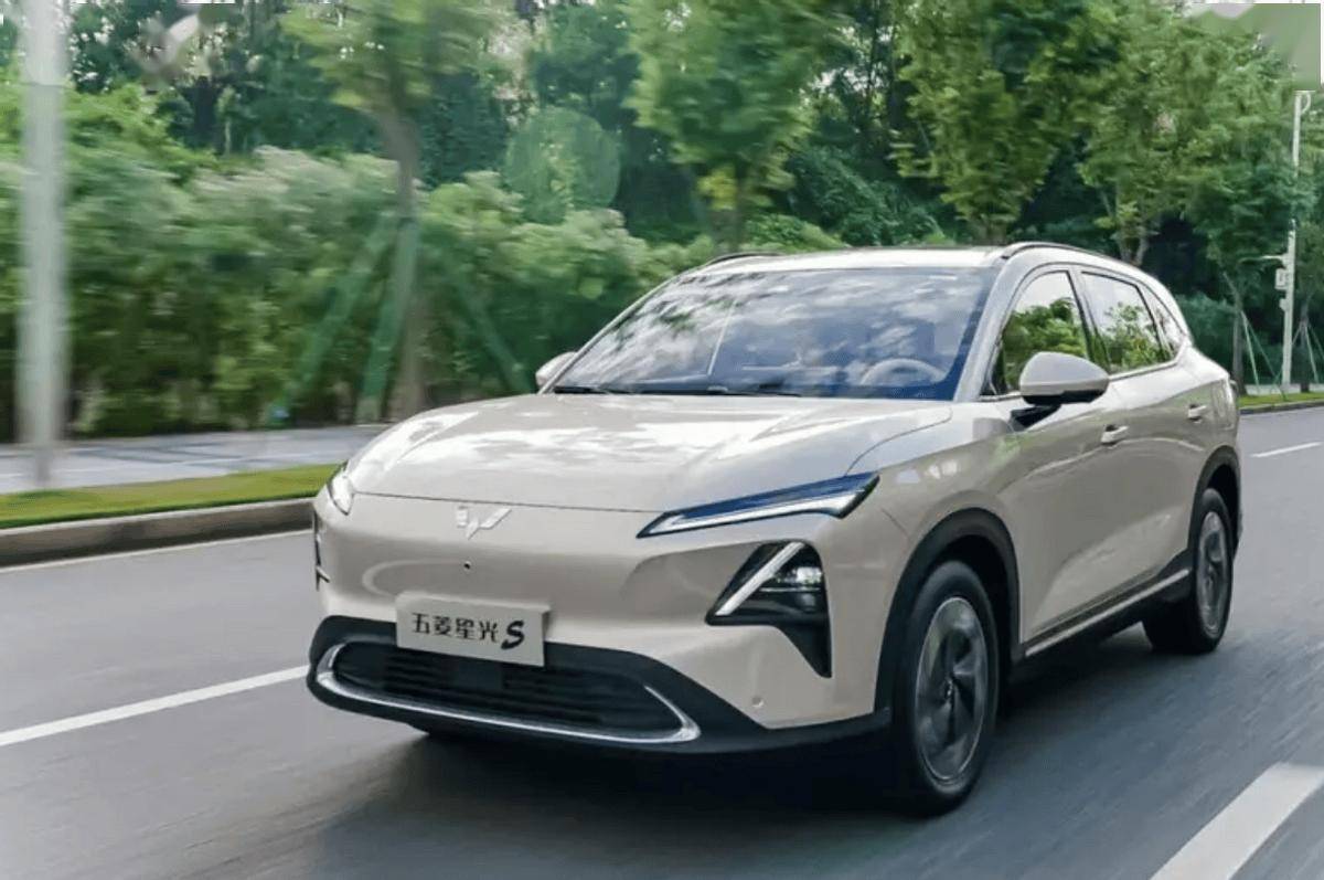 新能源双动力、订单破万，五菱星光S售9.98万元起