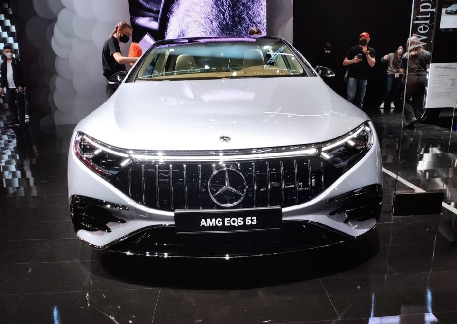成都奔驰EQS AMG价格156.60万起 暂无优惠