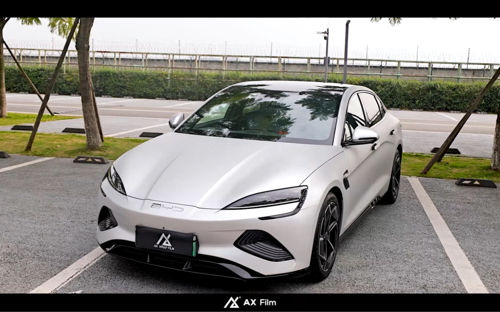 成都海豹降3.00万 仅11.98万可入手