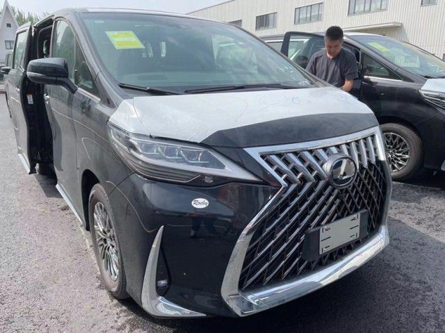 成都平行进口雷克萨斯LM欧版热销中 购车直降20万