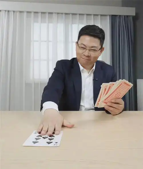 问界M8正式亮相 将4月上市