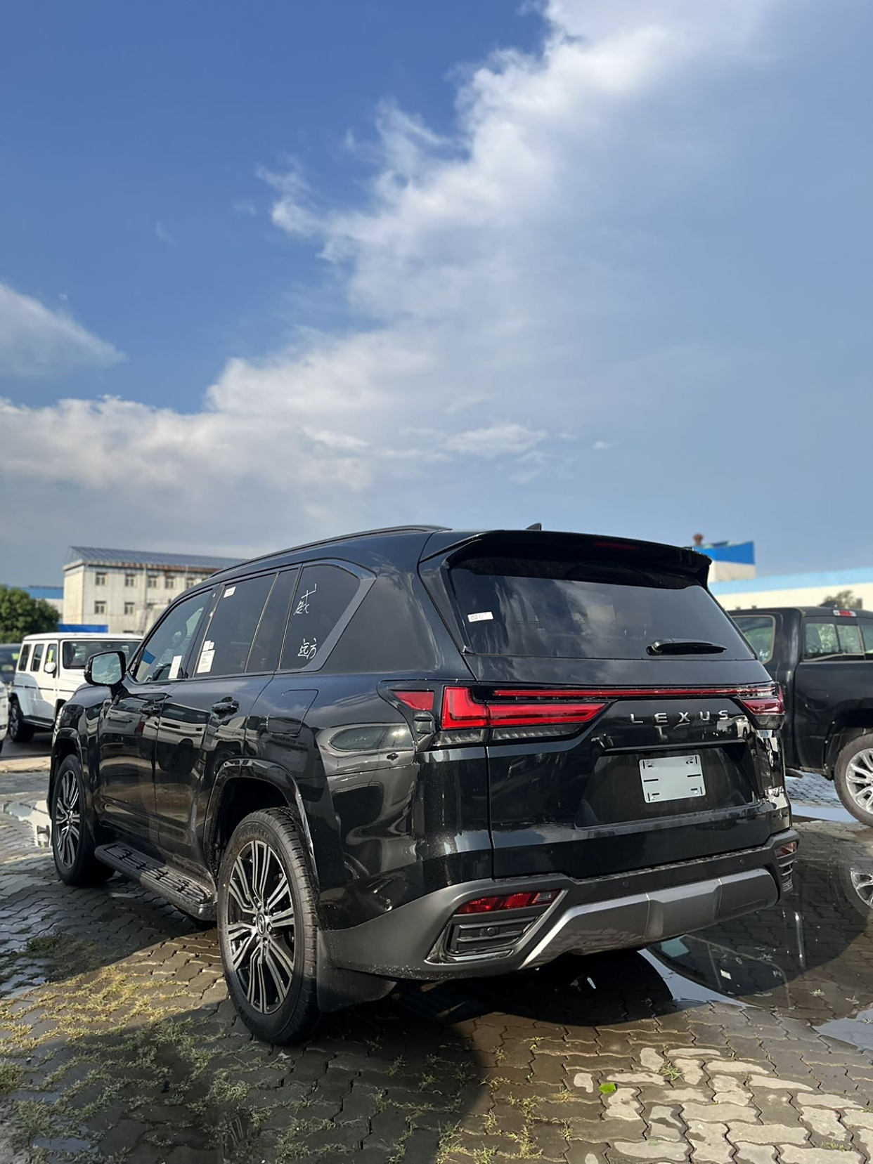 现购雷克萨斯LX欧规版让利10万 仅155万可入手