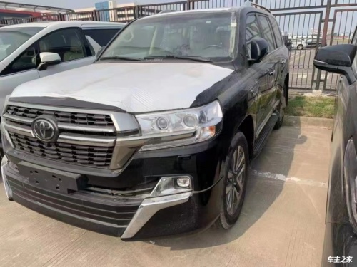 成都平行进口丰田兰德酷路泽中东版价格最高优惠37万 欢迎到店试驾