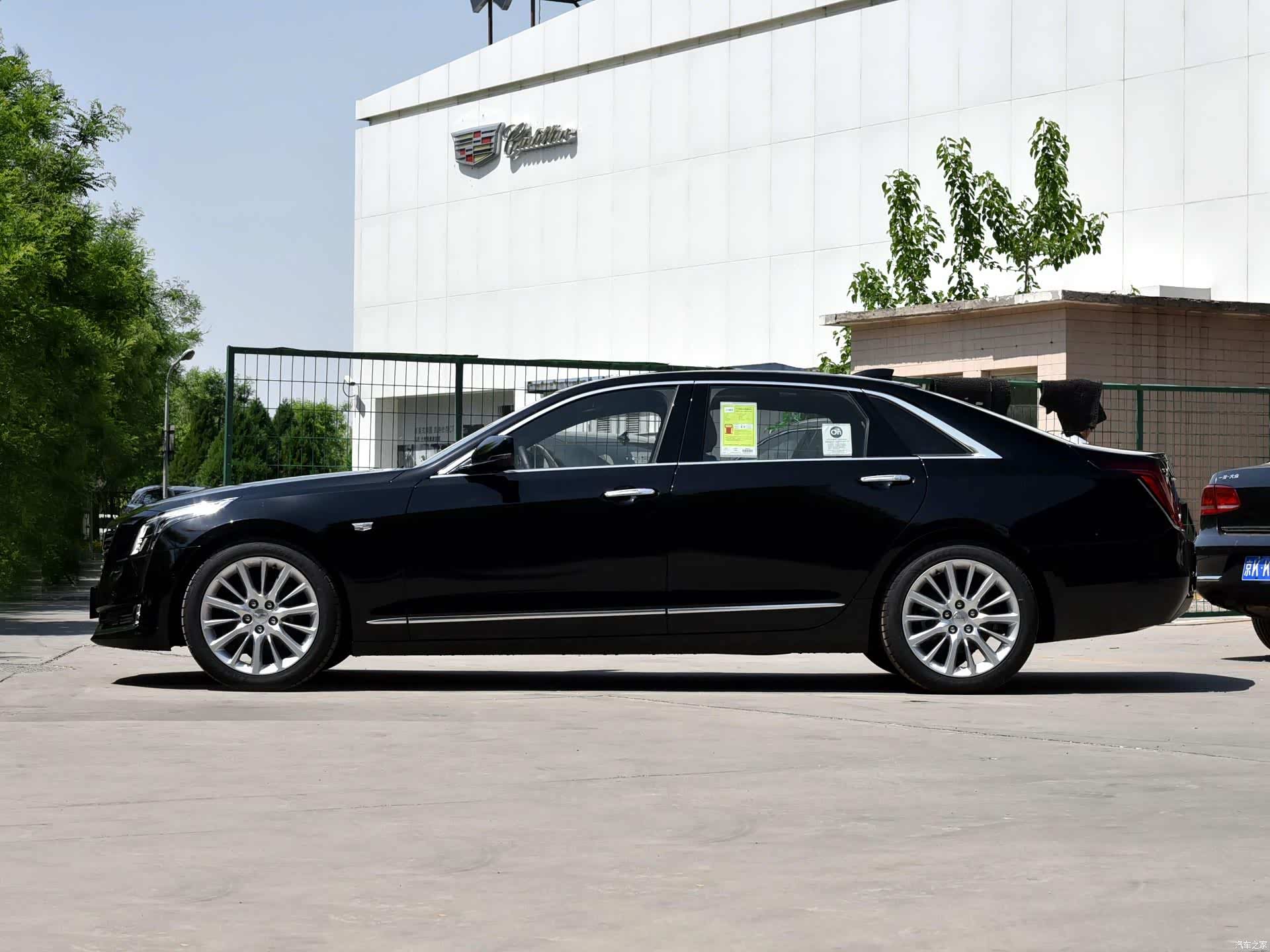 成都凯迪拉克CT6降8.00万 最低仅售27.97万