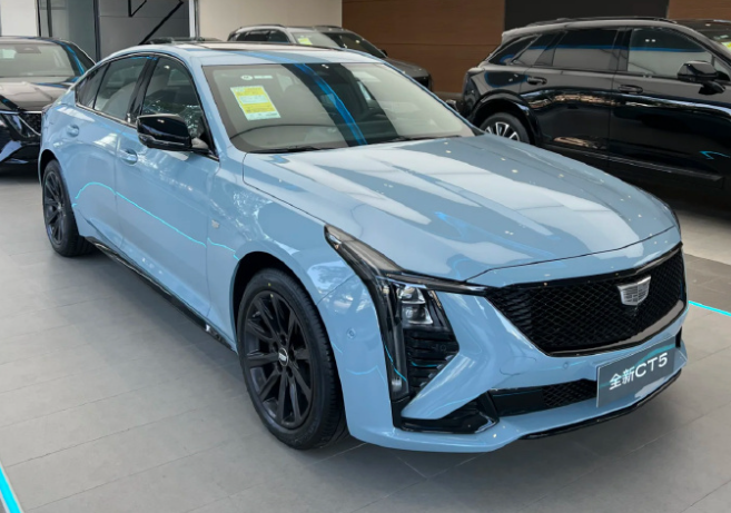 成都凯迪拉克CT6降8.00万 最低仅售27.97万
