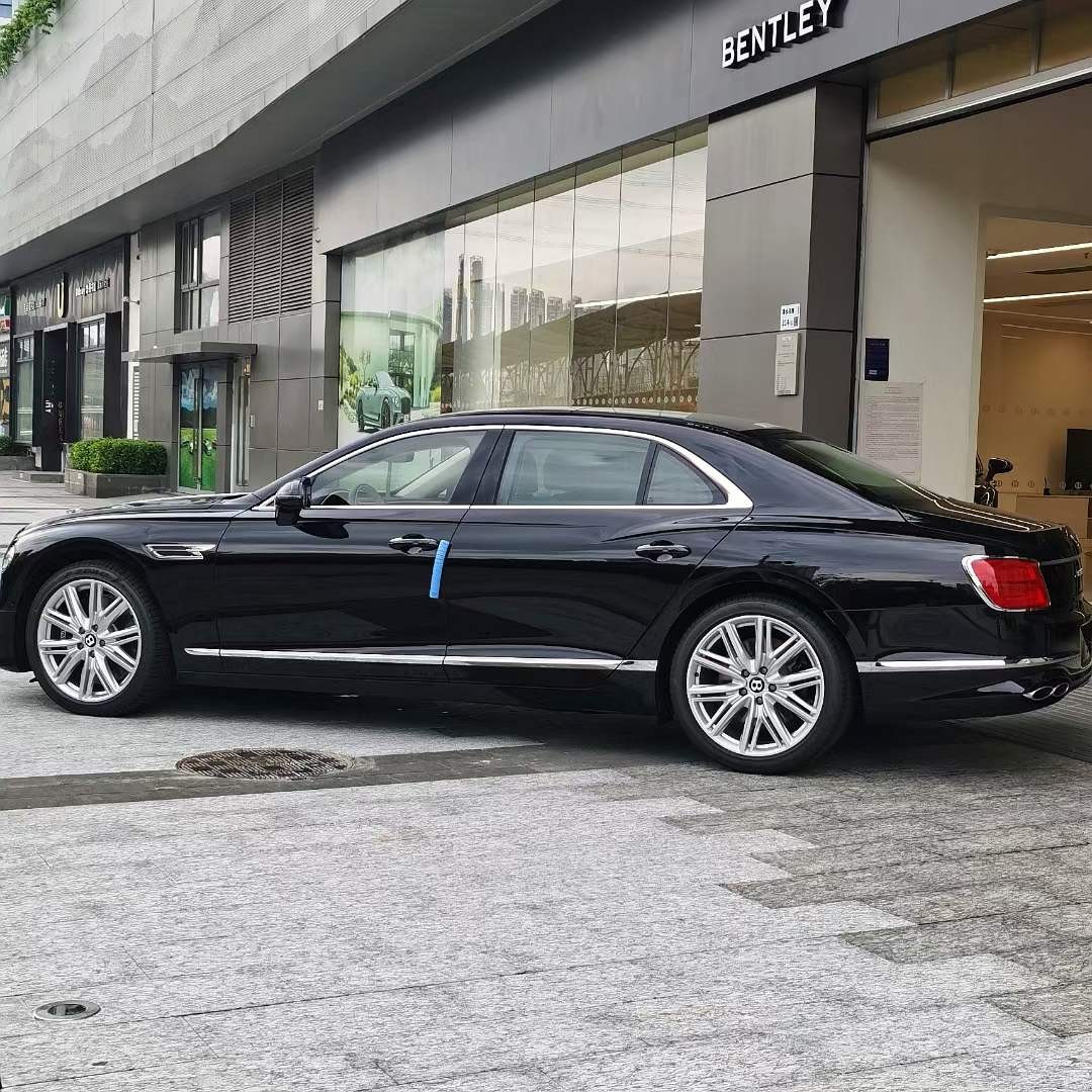 飞驰团购价格279万起 欢迎到店试驾