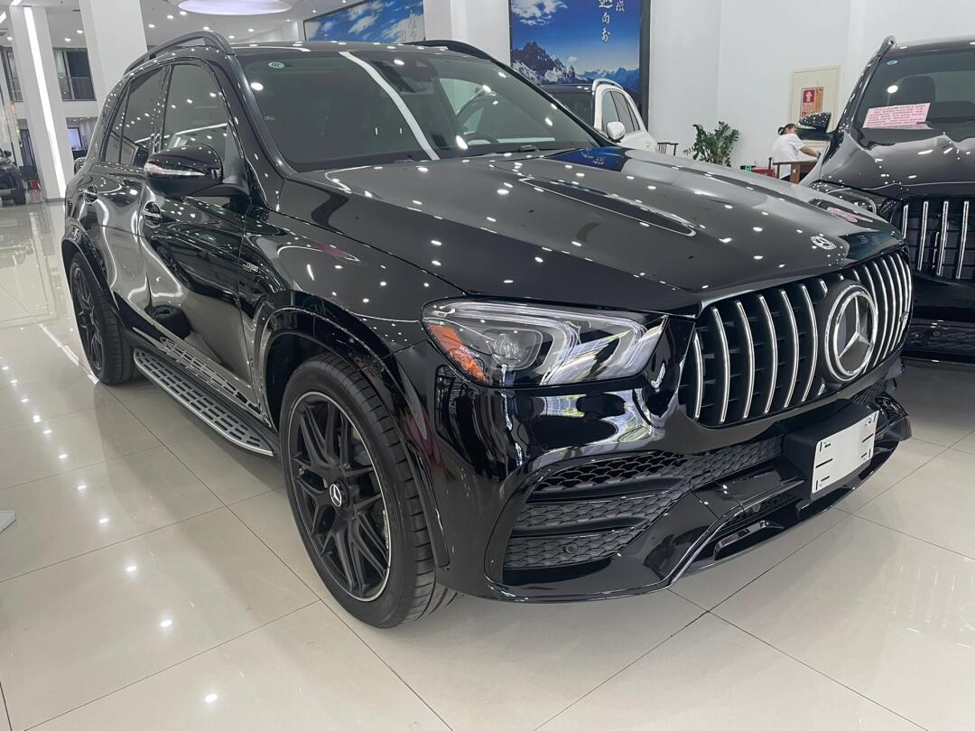 成都平行进口奔驰乌尼莫克美版降价23万 欢迎试乘试驾