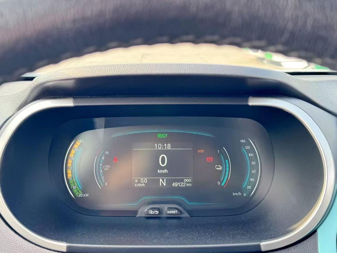 成都小蚂蚁优惠1.40万 仅4.99万可入手