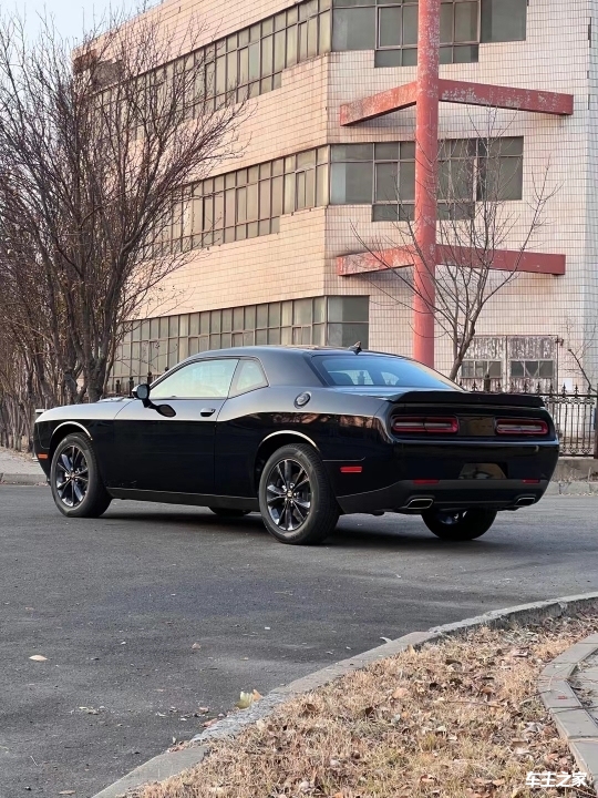 成都道奇挑战者加版欢迎莅临赏鉴 限时优惠高达20万