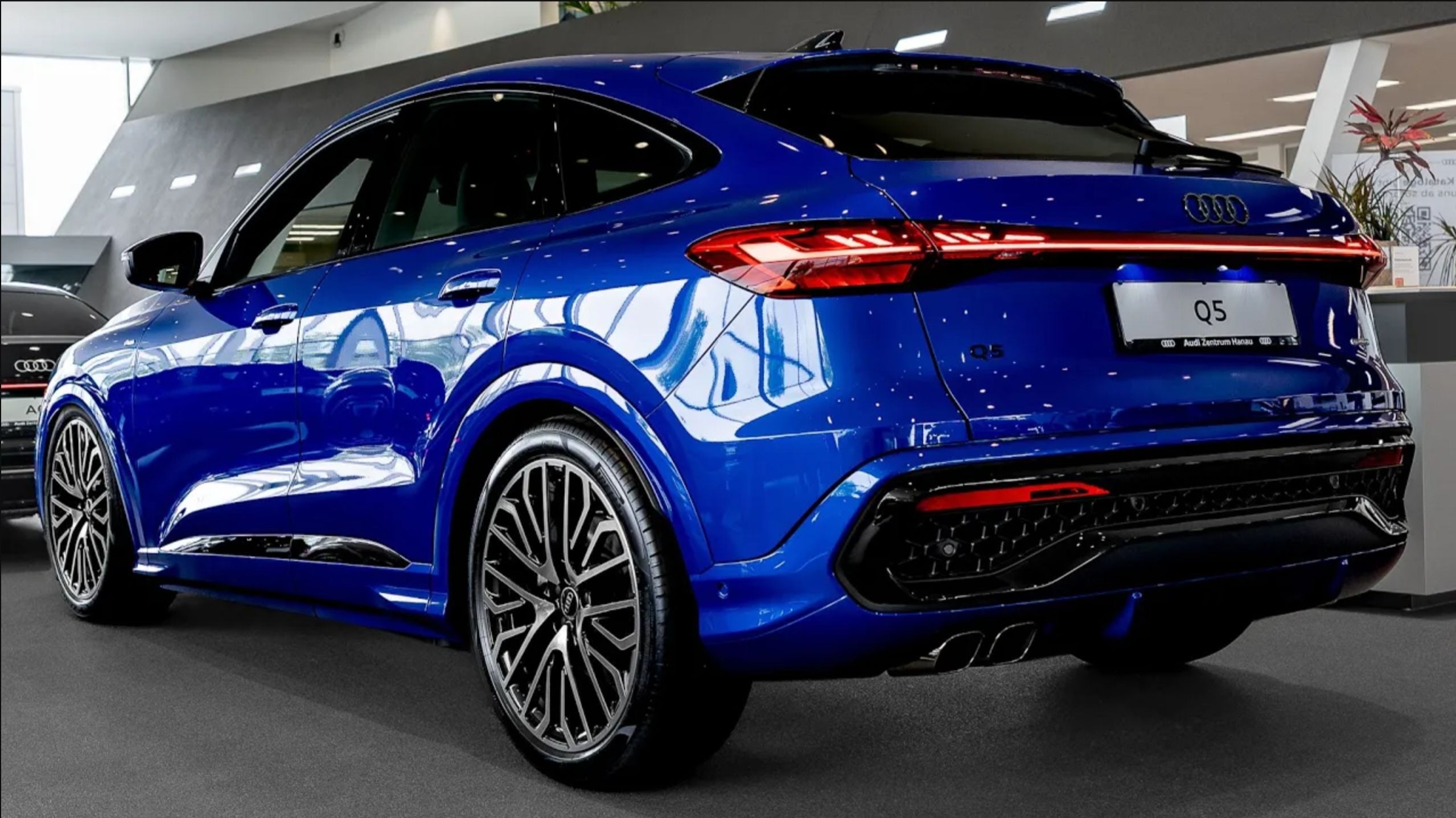 成都奥迪Q5L Sportback降10.00万 仅27.98万可入手