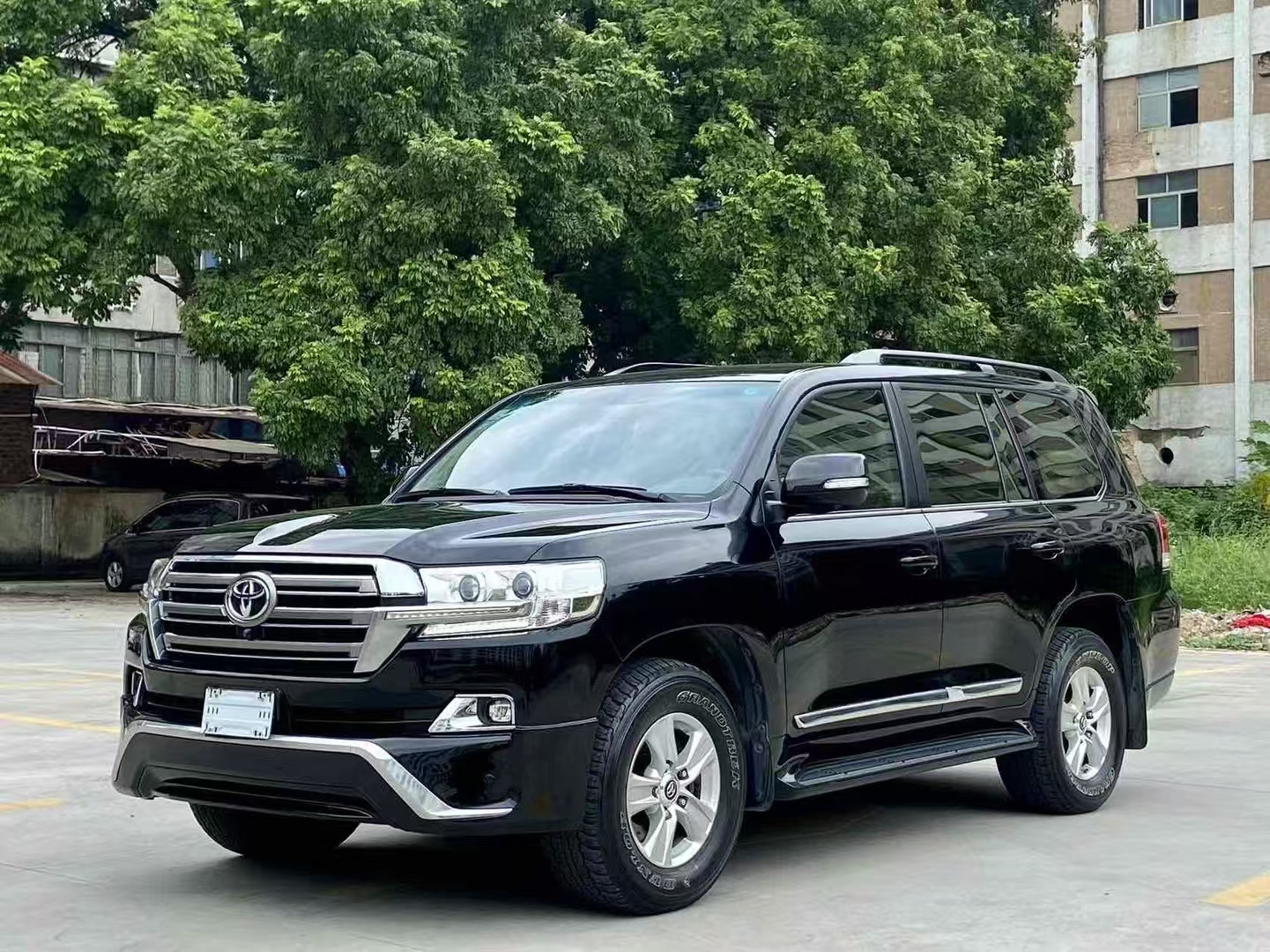 购兰德酷路泽中东版享34.8万优惠 欢迎试乘试驾