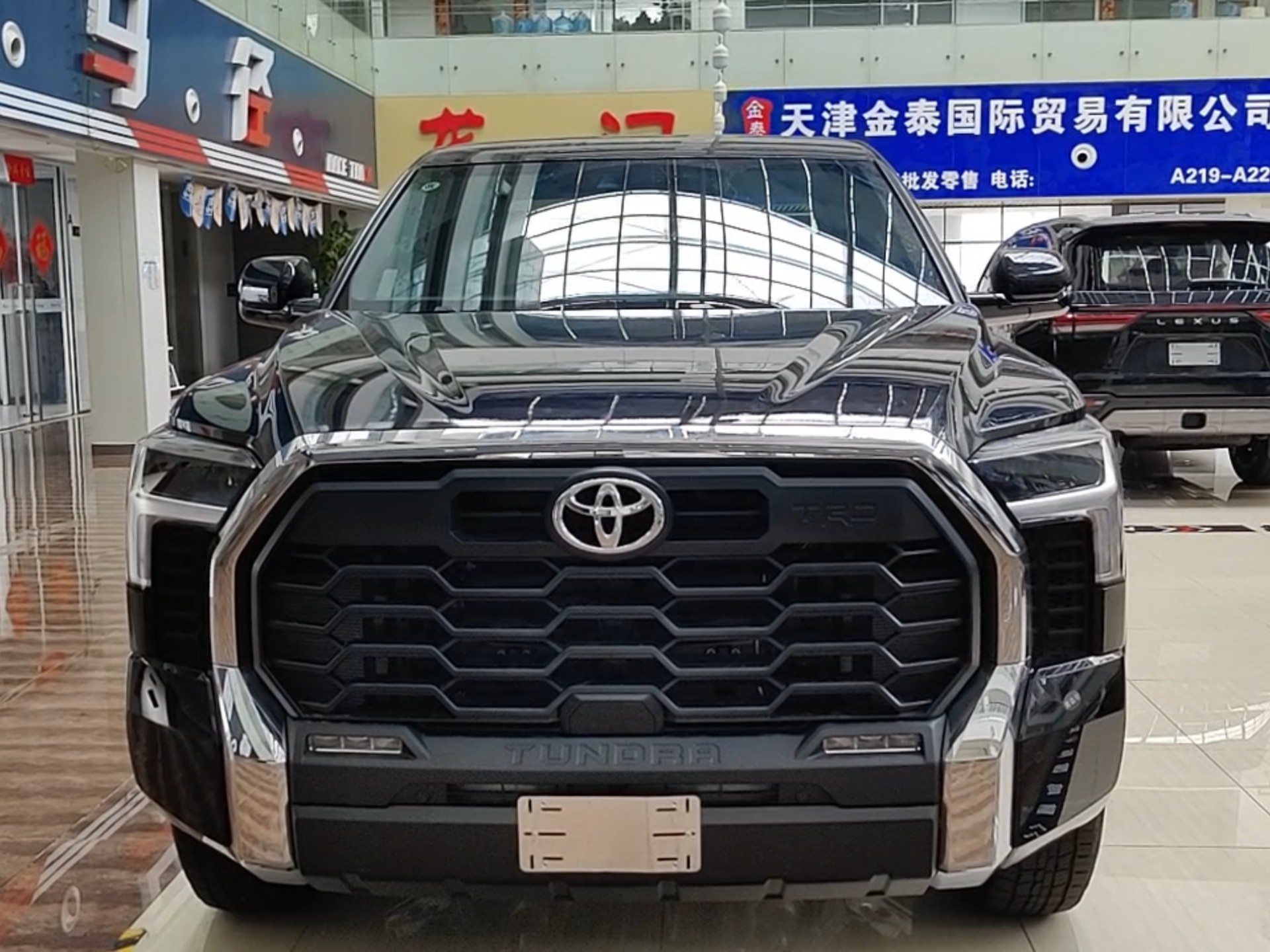 坦途美版目前售价48万起 欢迎到店试驾