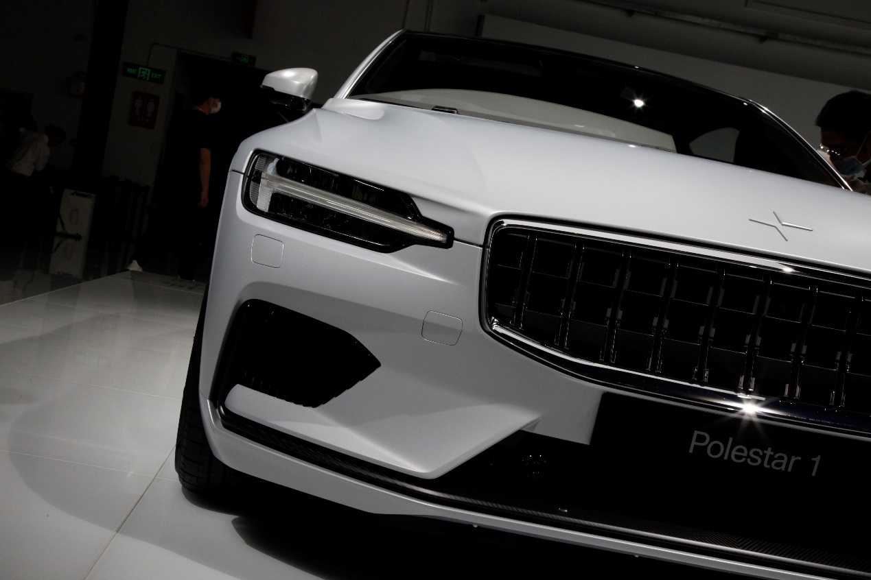 成都Polestar 4售价33.80万起 暂无优惠