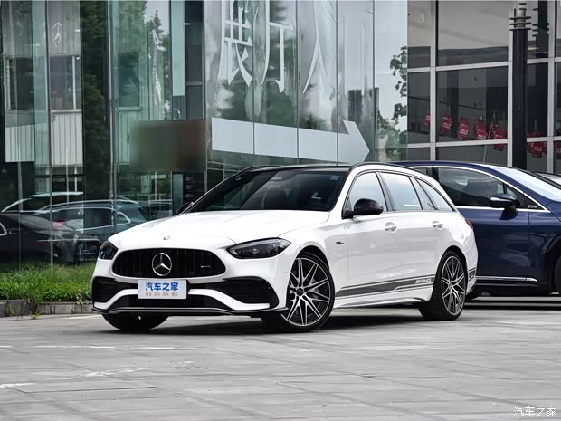 成都奔驰C级AMG报价61.52万起 暂无优惠
