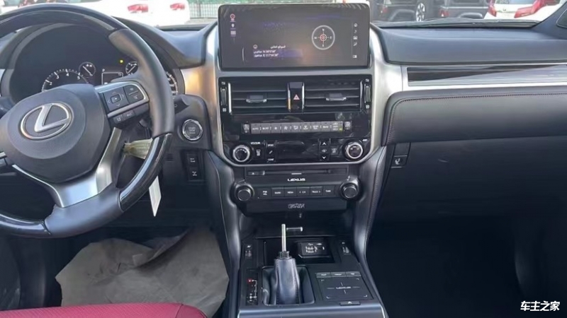 雷克萨斯LX中东版提供试乘试驾 店内让利达40万元