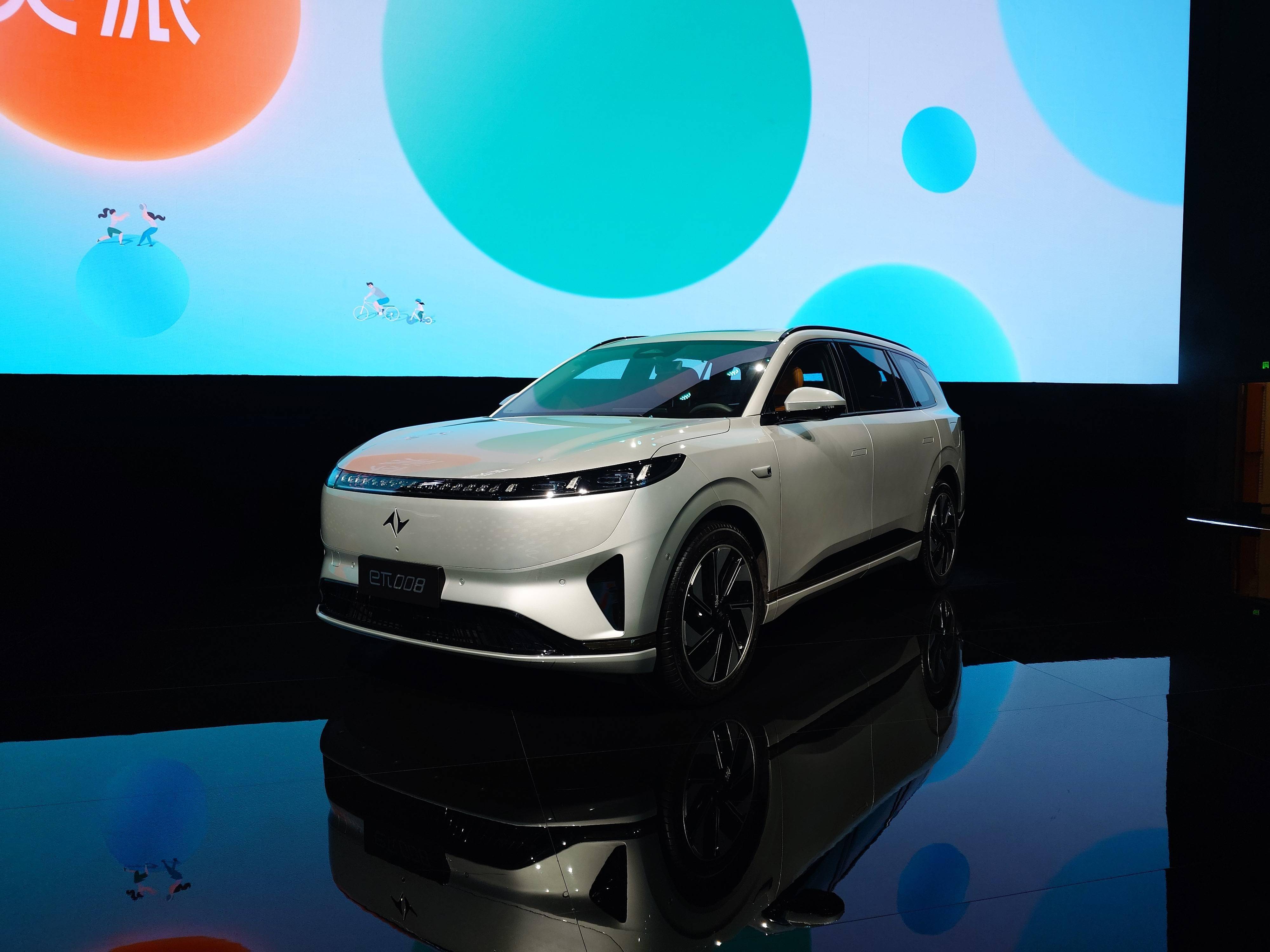 新款东风奕派eπ008六座版将8月1日上市