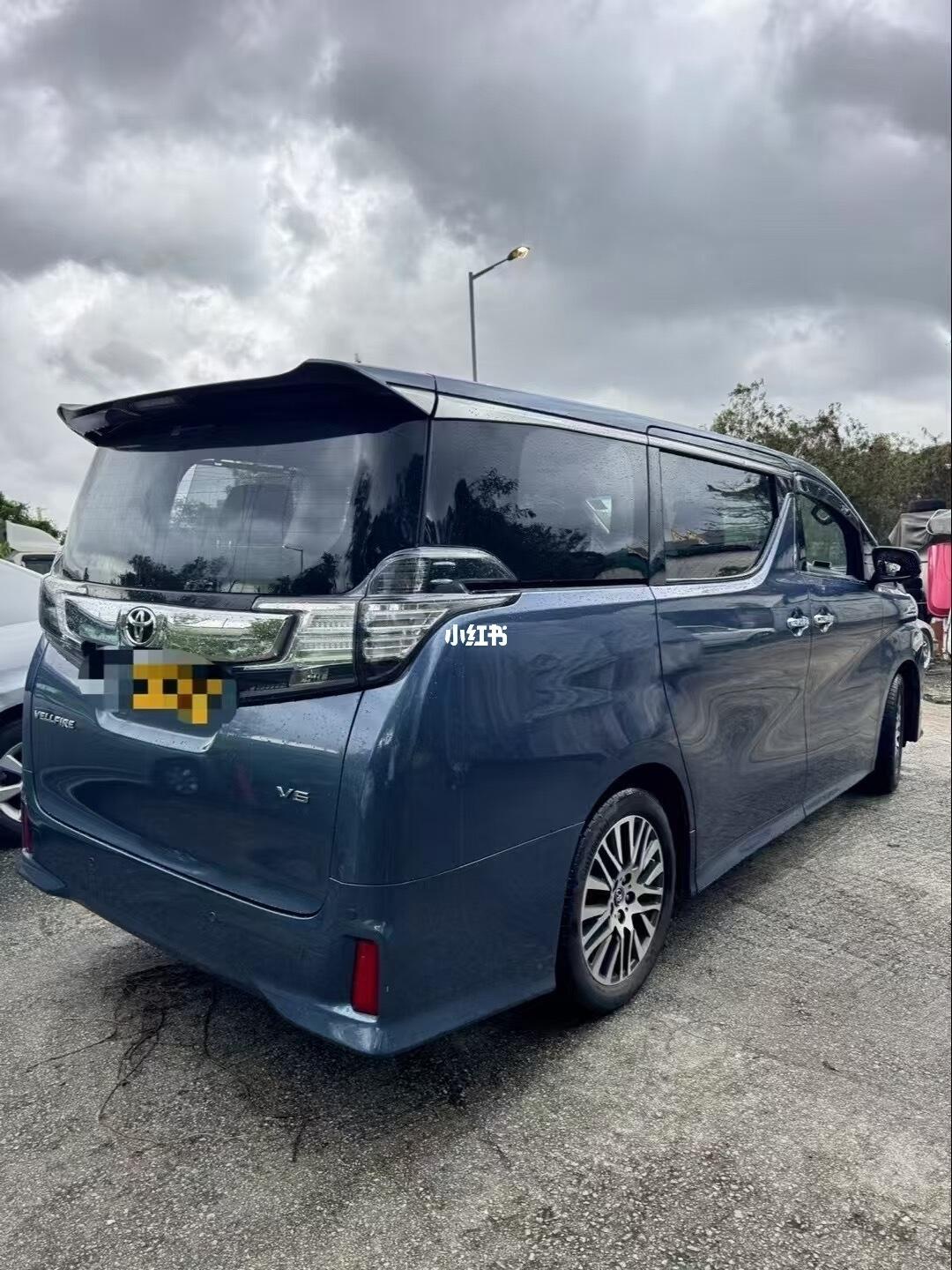 丰田威尔法单车导购 83.9万起步就配7座