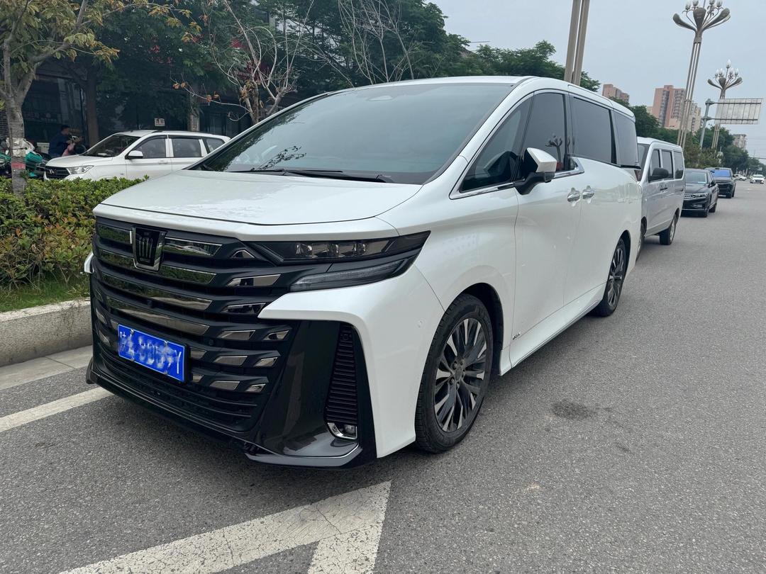 皇冠威尔法价格 新款威尔法至尊版报价