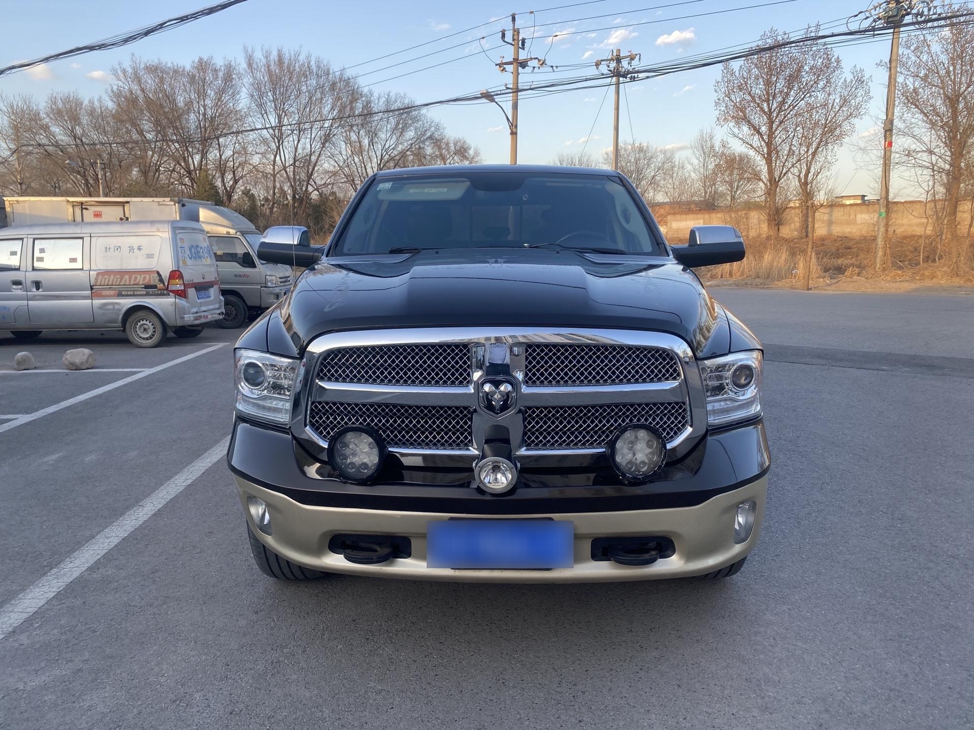 道奇公羊5.7L SPORT导购 霸气硬朗外观