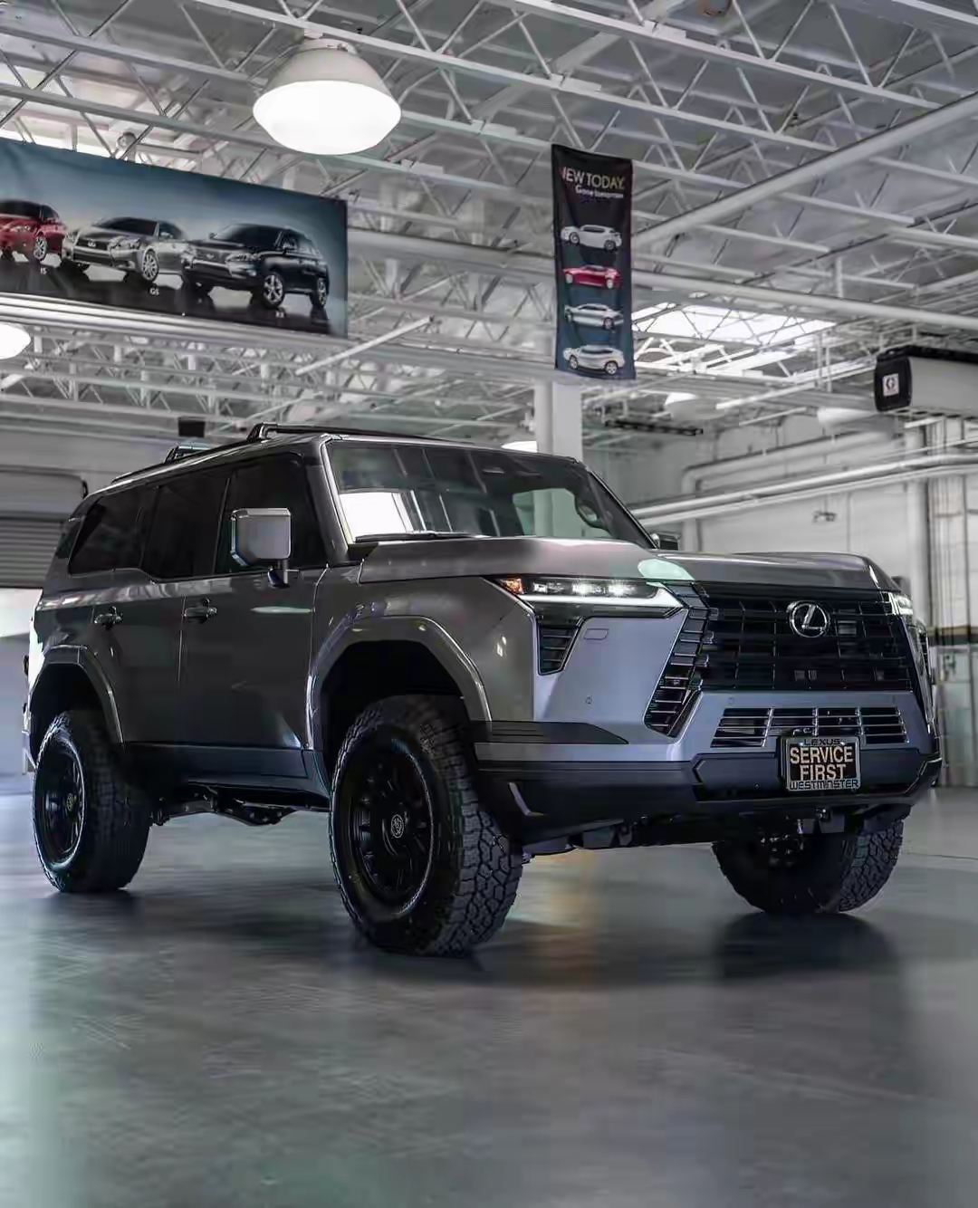 2023款雷克萨斯GX亮相 4.6L V8空气悬架