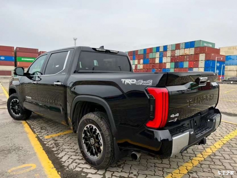 丰田坦途TRD越野版 高性能皮卡价格实惠