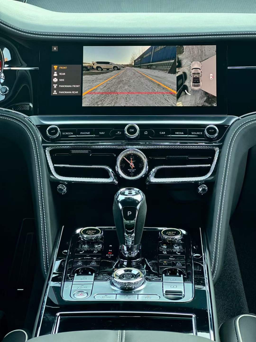 飞驰最高降30万 最低仅售300万