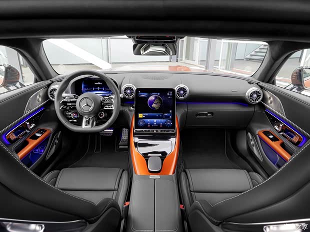 成都AMG GT新能源价格228.55万起 暂无优惠