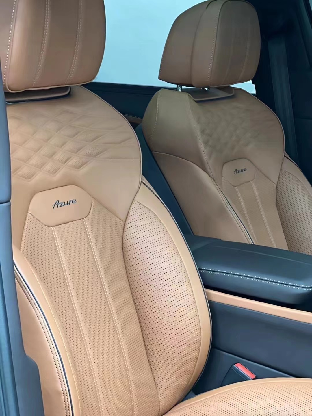 2024款宾利添越越野车 现车降价送豪礼 可分期