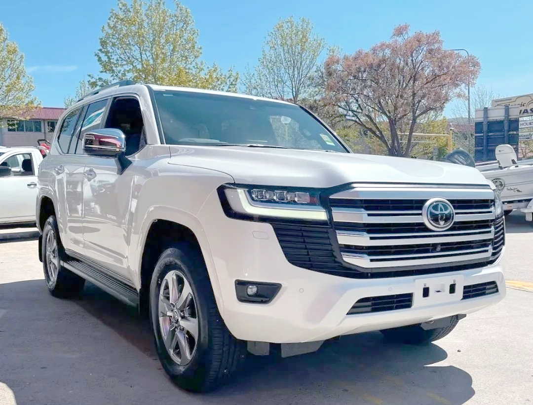 成都兰德酷路泽中东版新款提供试乘试驾 优惠高达37万