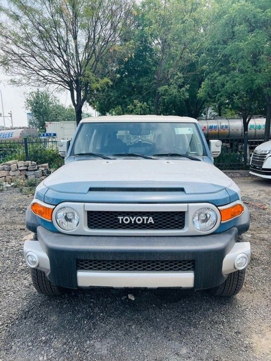 重磅上市2023款中东版丰田FJ酷路泽国六