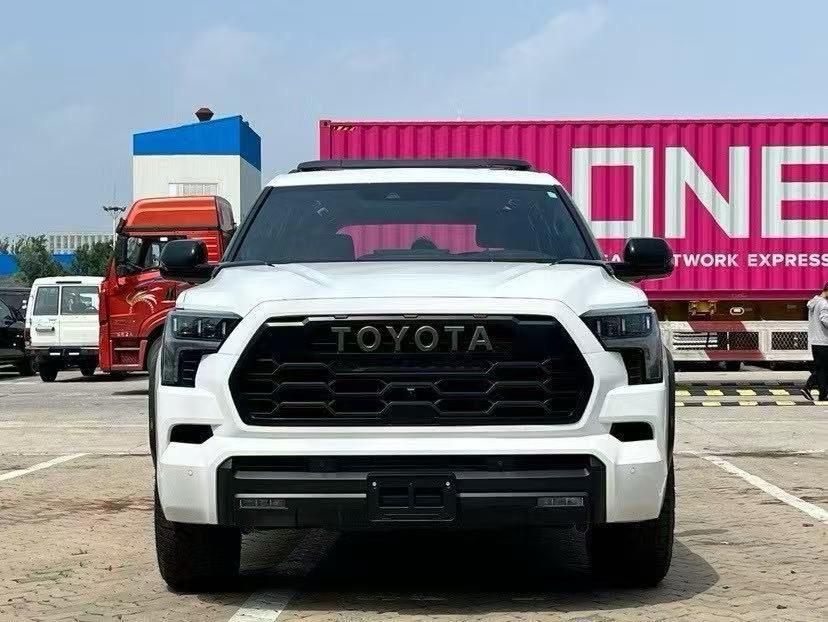 满级配置全系2024款美规丰田红杉3.5T混动