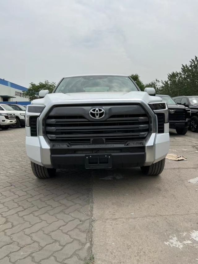 平行进口丰田坦途现车配置介绍行情价格 售全国