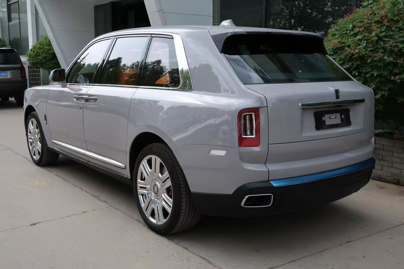 成都劳斯莱斯库里南提供试乘试驾 目前优惠高达150万元