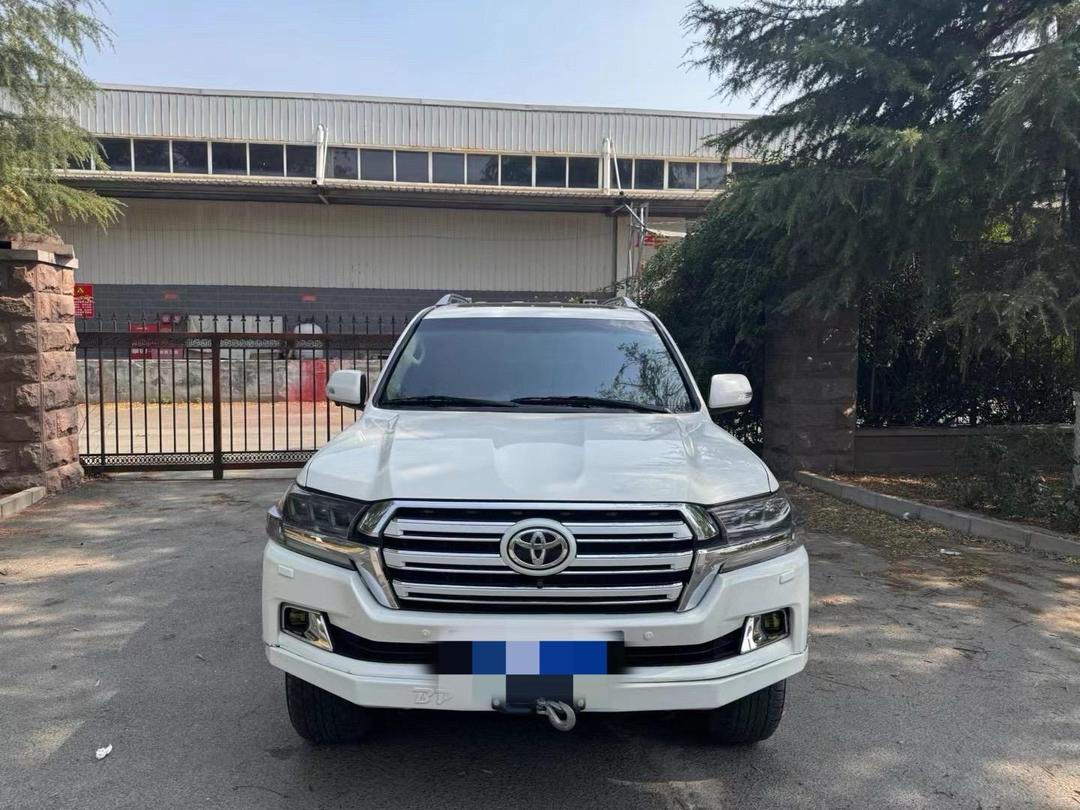 2023款丰田酷路泽FJ中东版国六最新报价