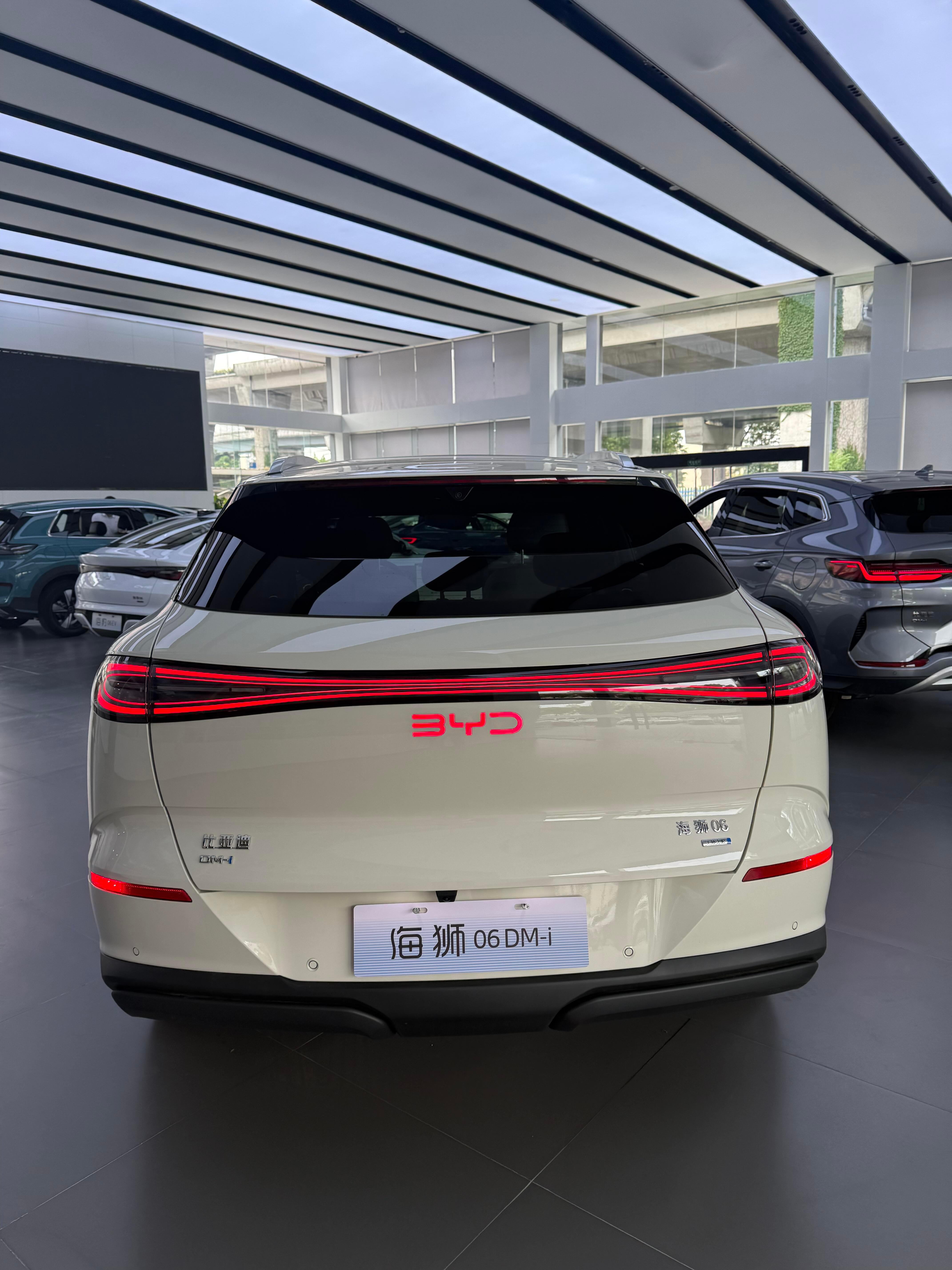 海狮中东版平价销售36万起 欢迎到店试驾