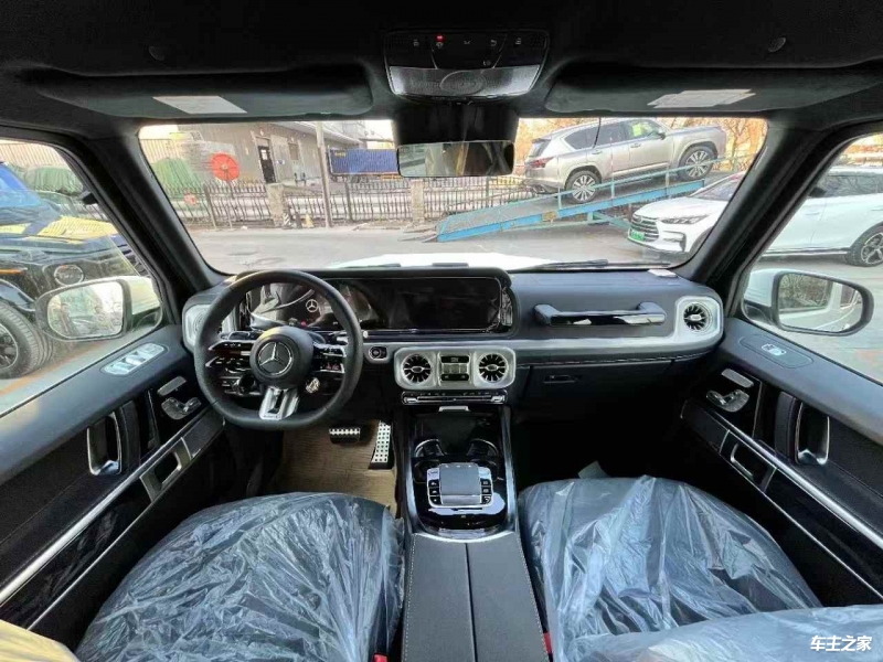奔驰G级美版目前售价200万起 欢迎试乘试驾