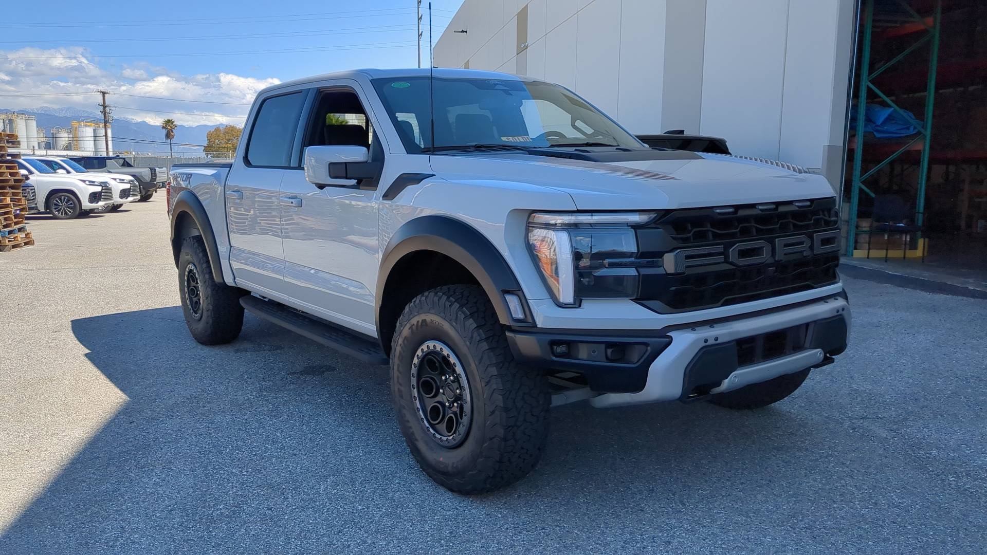 购猛禽F150美版享20万优惠 欢迎上门试驾