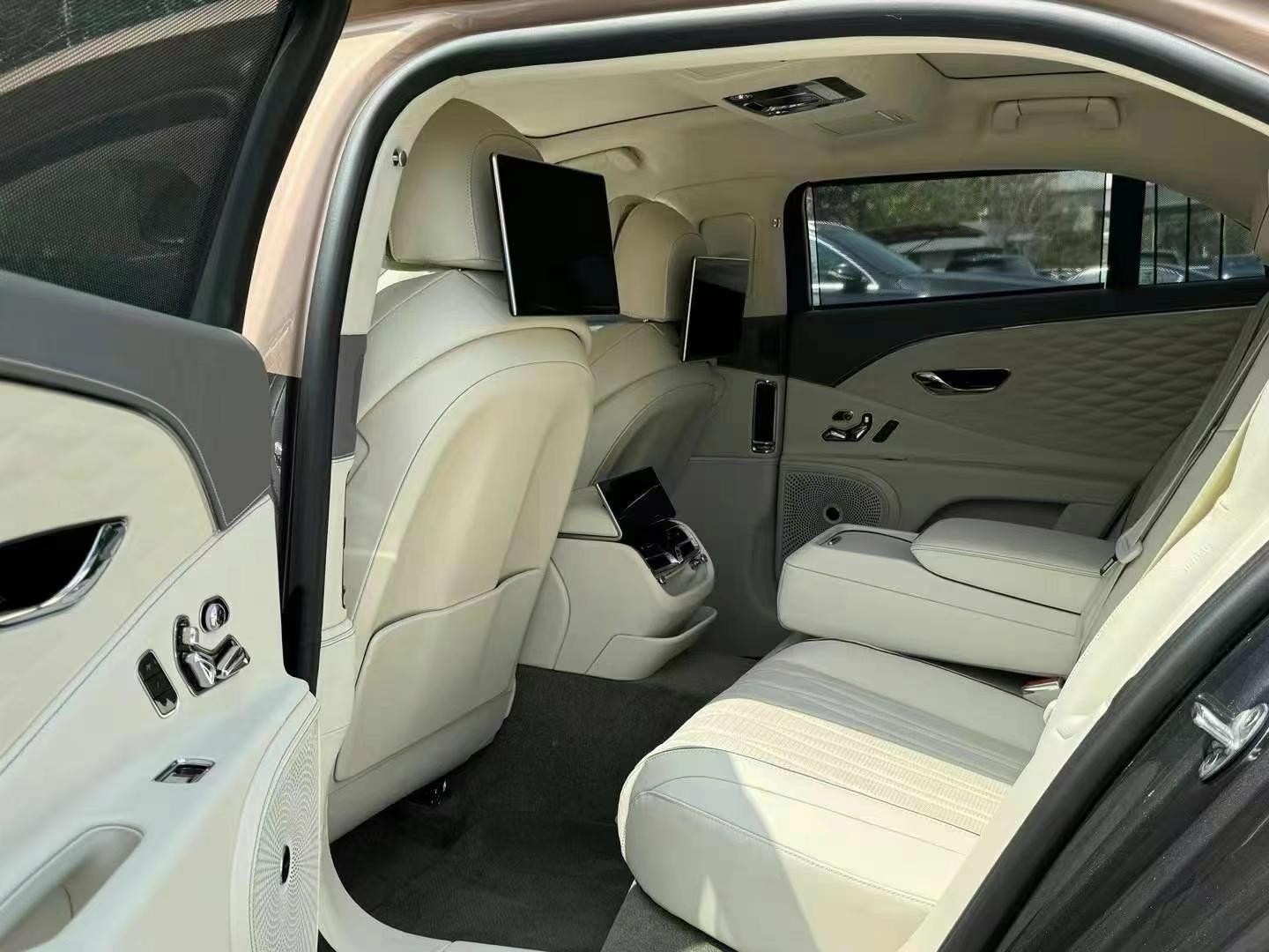 成都飞驰欧版最低报价238万起 直降70万