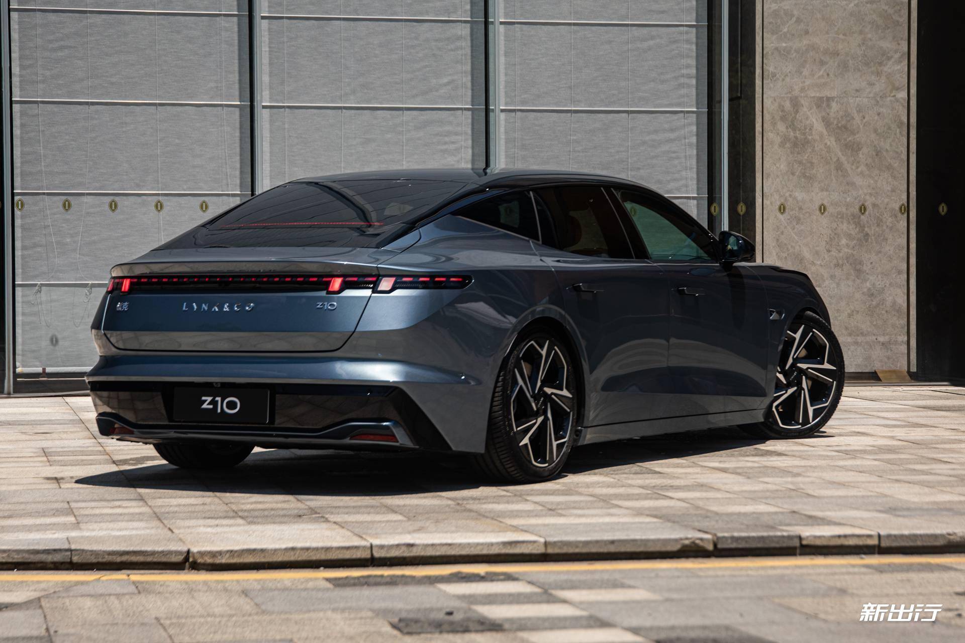 锦江领克Z10价格最低17.68万起 优惠高达5.70万