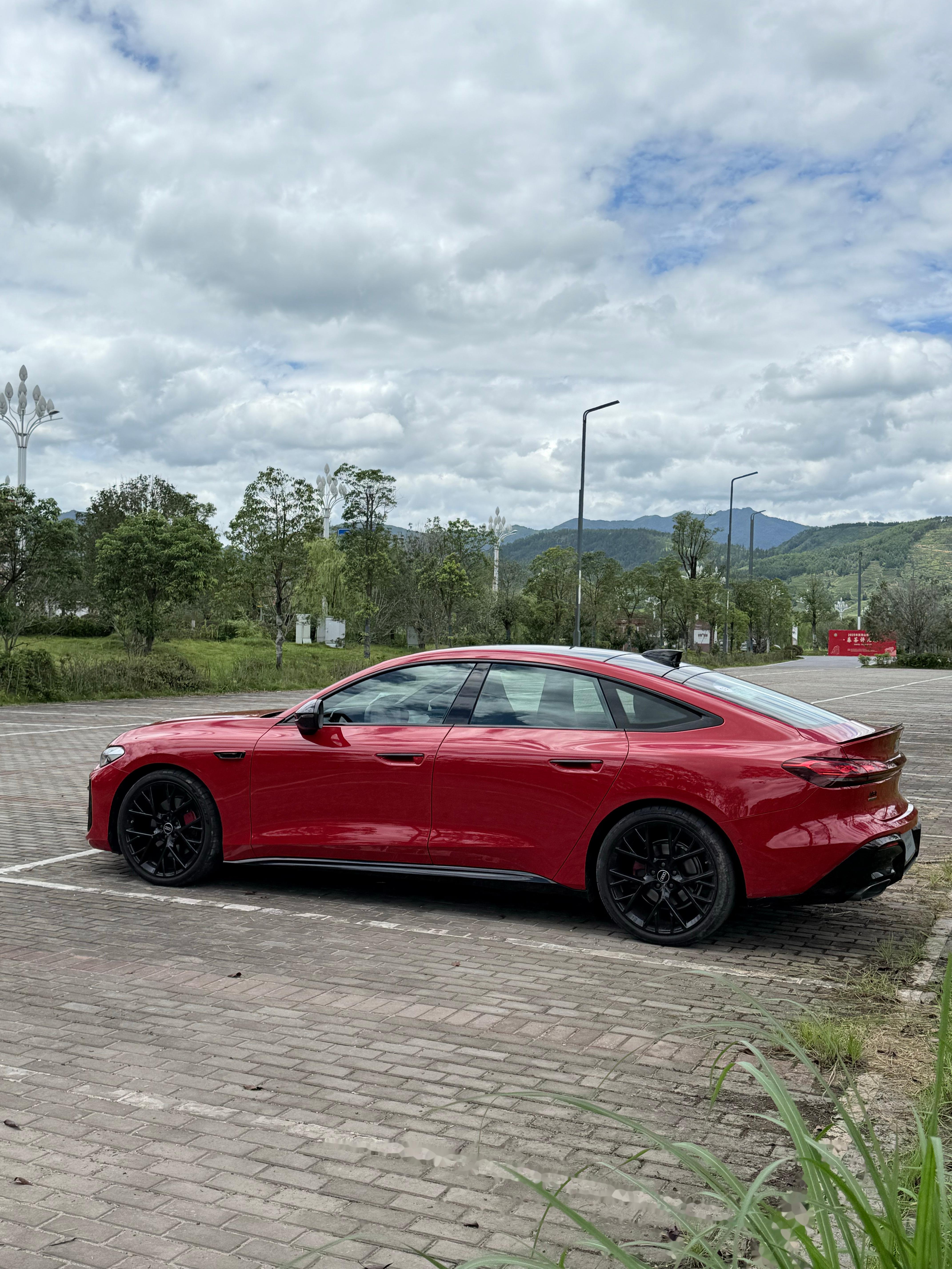 上汽奥迪A5L Sportback，改写了豪华燃油车价值基准