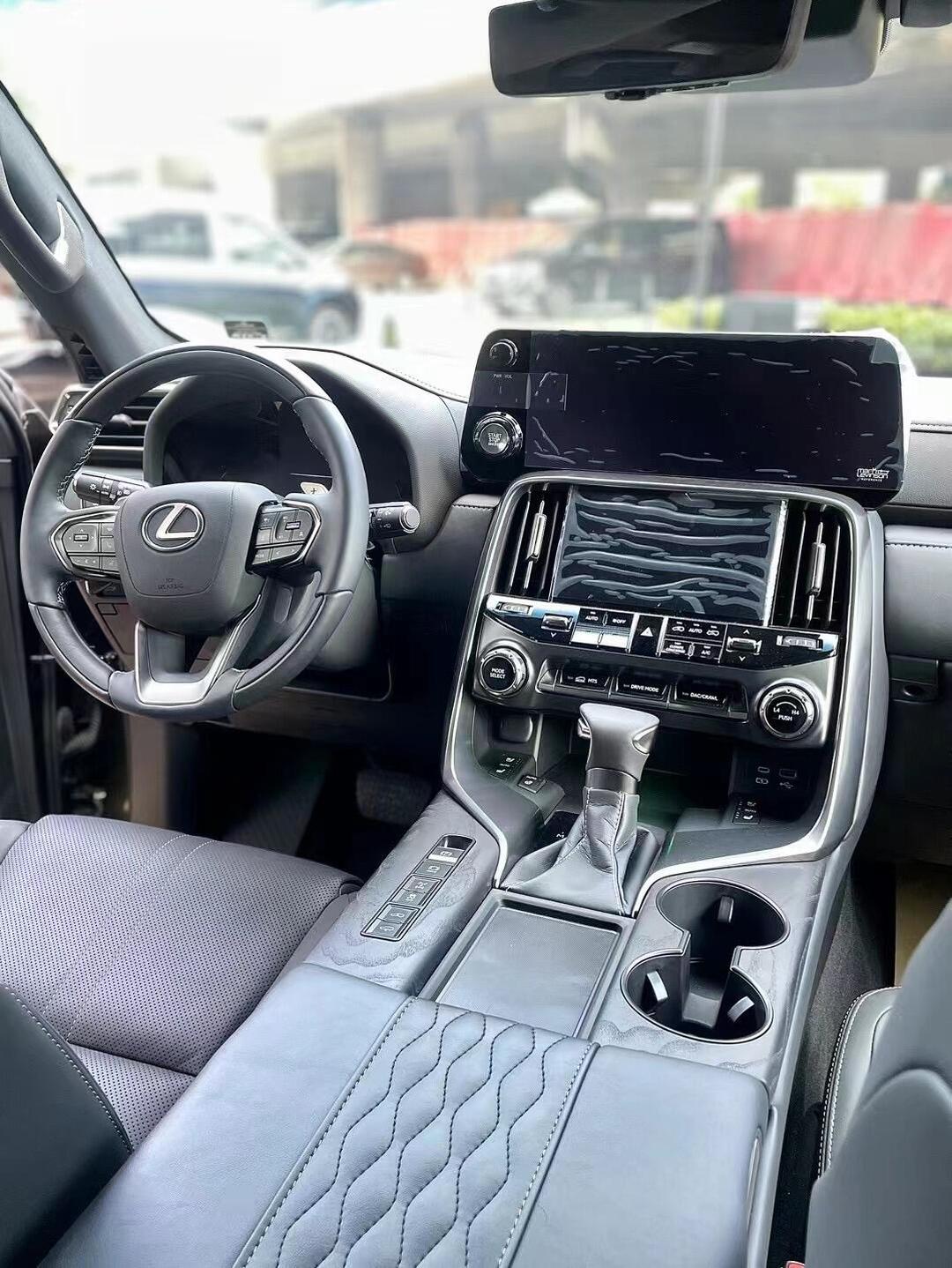 2024款雷克萨斯LX600最新行情及优惠价格