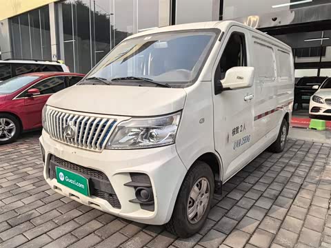 成都长安睿行EM60价格最低6.19万起 优惠高达1.10万