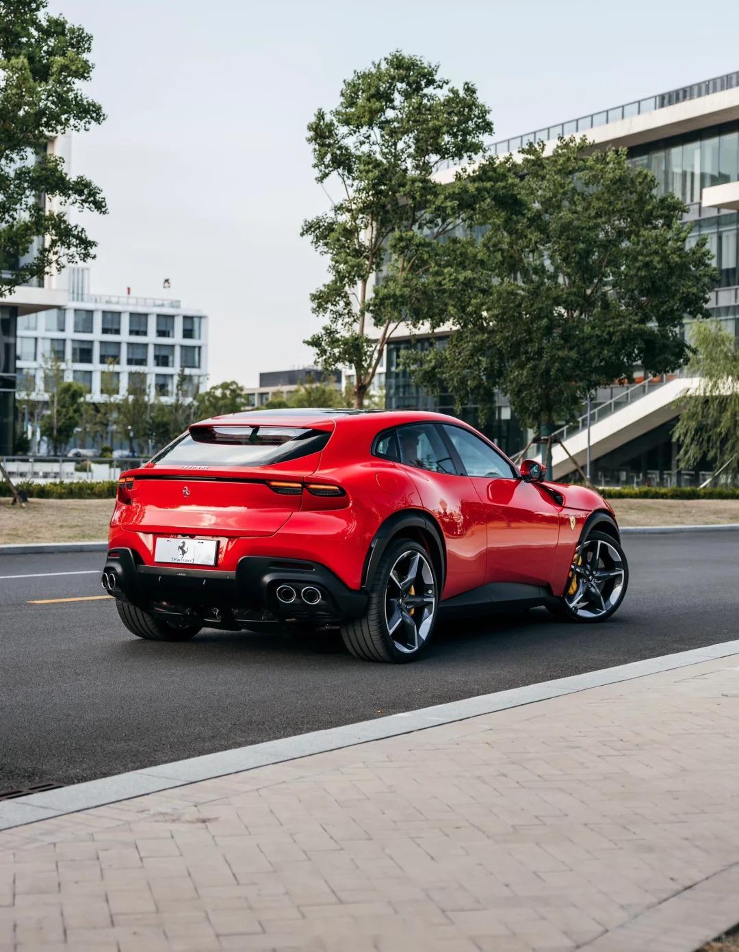 法拉利Purosangue限时优惠 目前499万元起售