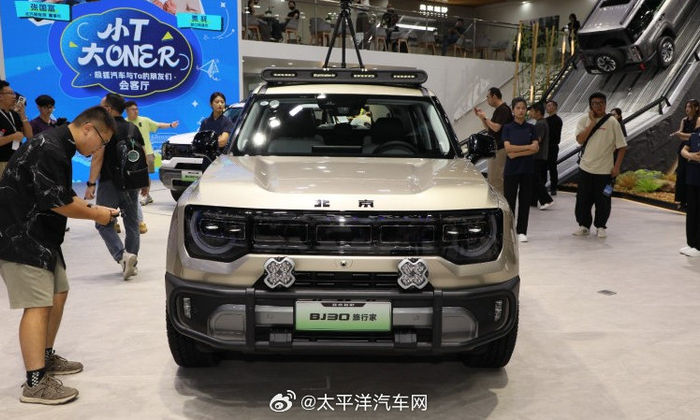 10万级超大空间轻越野SUV BJ30旅行家省钱省心