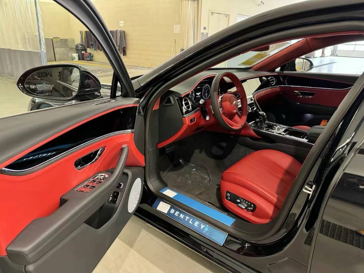 飞驰欧版团购优惠70万 欢迎前来试驾