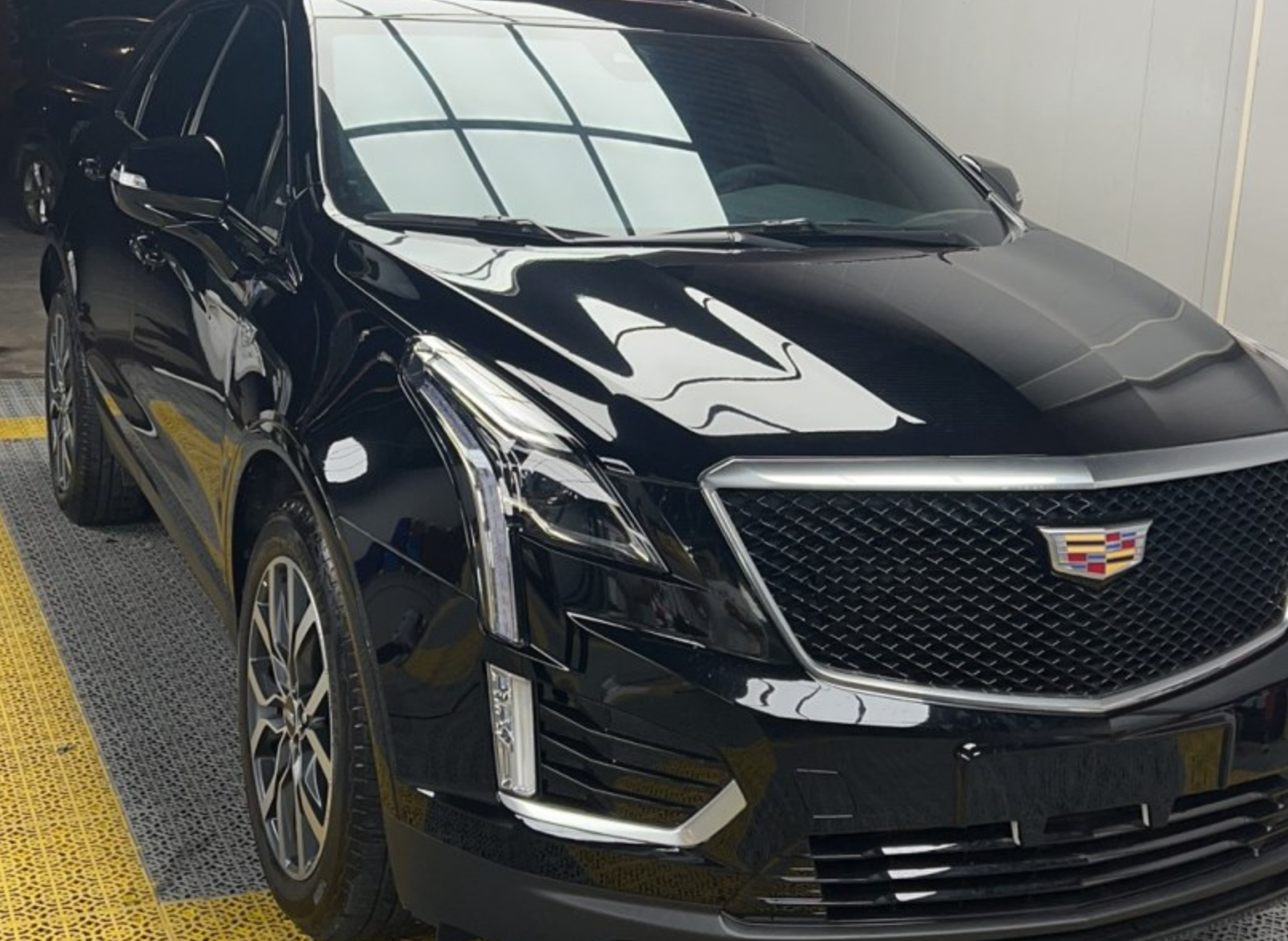 成都凯迪拉克XT5售价23.49万起 优惠高达14.50万