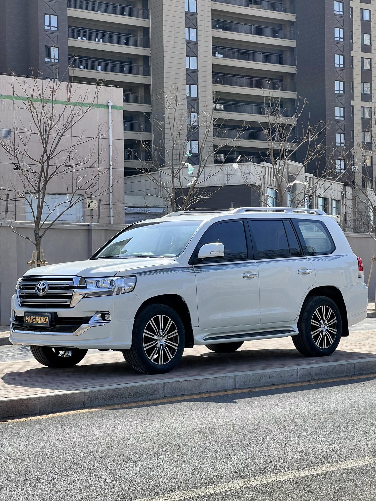 成都丰田Granvia中东版价格最低61万起售